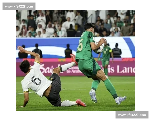 国足对阵澳大利亚直播看点解析冲击世界杯关键一战赛前阵容战术前瞻